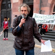 Demo vom Netzwerk Konkrete Solidarität