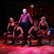 Cabaret im English Theatre