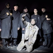 „Das siebte Kreuz“ im Schauspiel Frankfurt