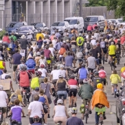 Bürgerinitiativen gegen Verkehr und schlechte Luft