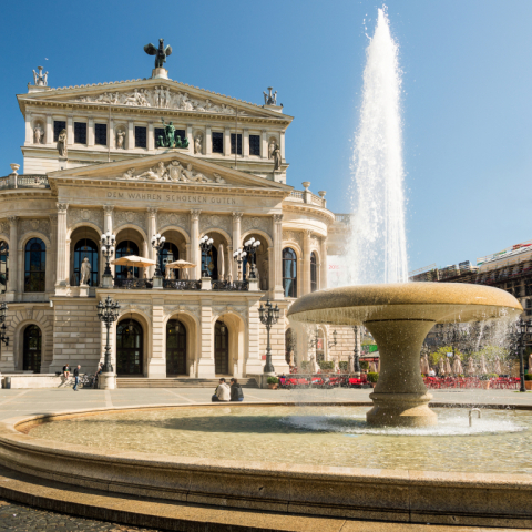 Spendenaktion an der Alten Oper